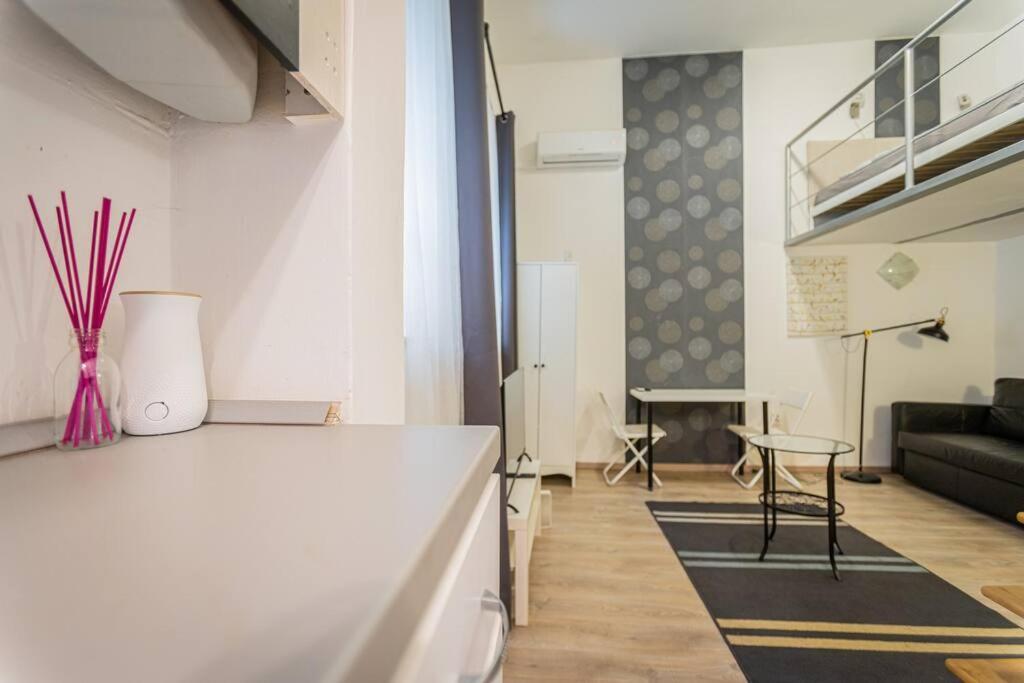 Cozy Apartment In Sip Str., Luna Budapest Exterior foto